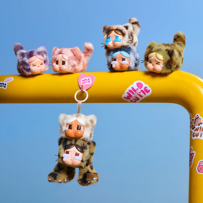 CRYBABY Wild but Cutie Series – Winylowa pluszowa zawieszka – pudełko niespodzianka